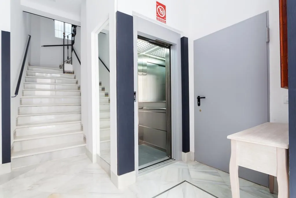 Hostly Acetres 1A Loft In City Center, Comunal Terrace, Fibre,Parking Optional Sevilla 0*,