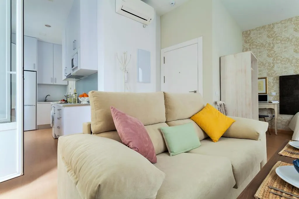 Hostly Acetres 1A Loft In City Center, Comunal Terrace, Fibre,Parking Optional Sevilla
