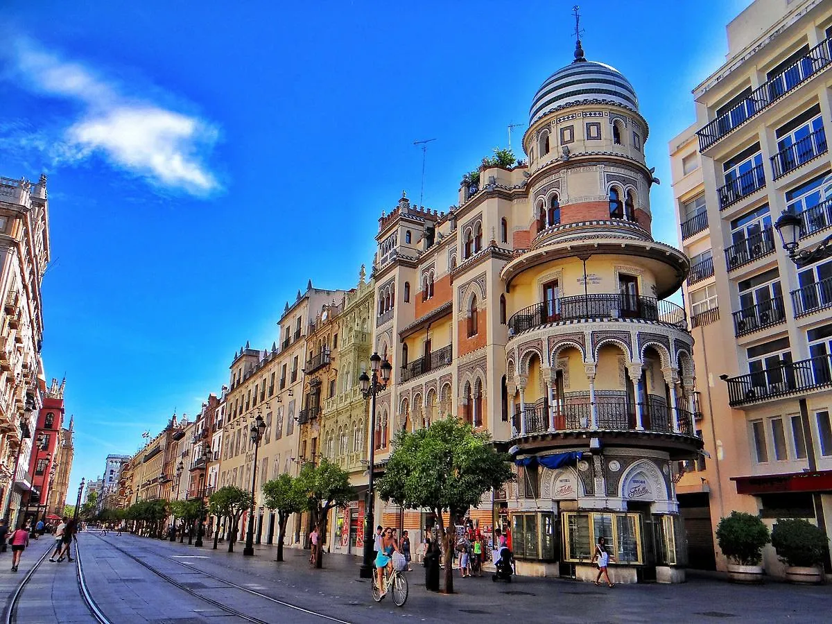 Hostly Acetres 1A Loft In City Center, Comunal Terrace, Fibre,Parking Optional Sevilha