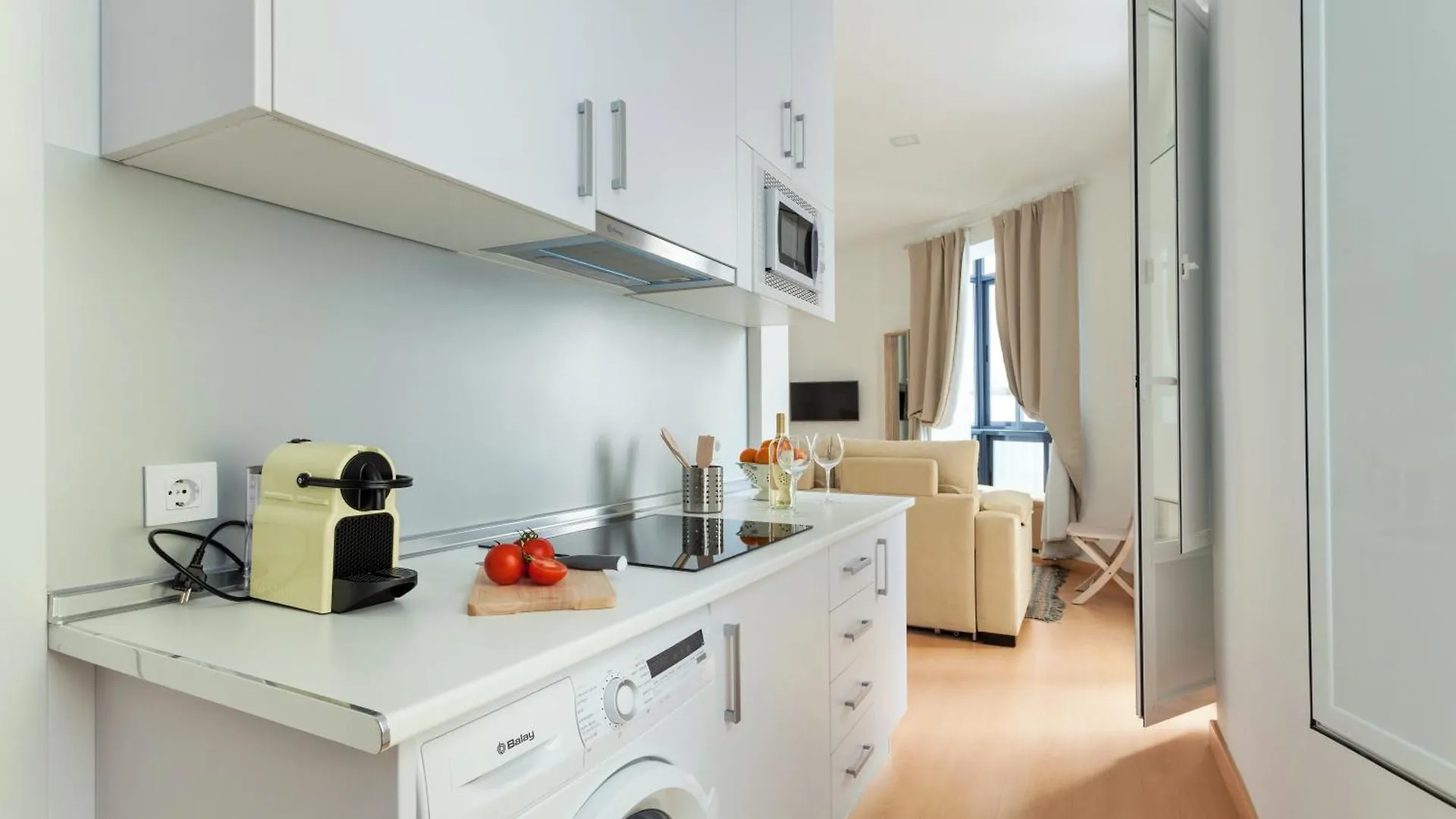 Hostly Acetres 1A Loft In City Center, Comunal Terrace, Fibre,Parking Optional 세비야 아파트